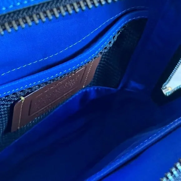 Coach Gotham Pack In Signature Leather - Picture 9 of 11